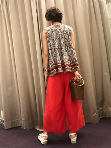 ORIGINATED IN GRACE CONTINENTAL 亀田 未希 コーディネート画像