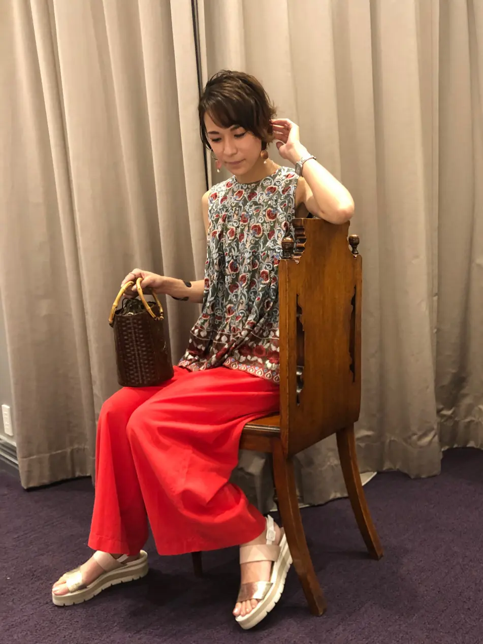 ORIGINATED IN GRACE CONTINENTAL 亀田 未希 コーディネート画像