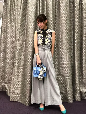 ORIGINATED IN GRACE CONTINENTAL 亀田 未希 コーディネート画像