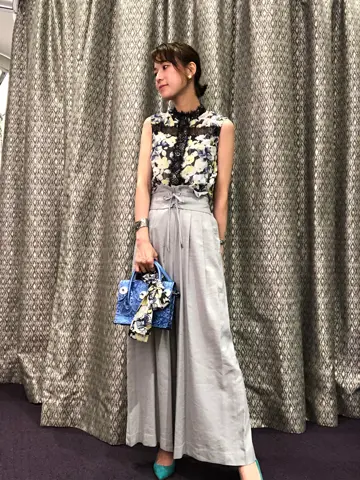 ORIGINATED IN GRACE CONTINENTAL 亀田 未希 コーディネート画像