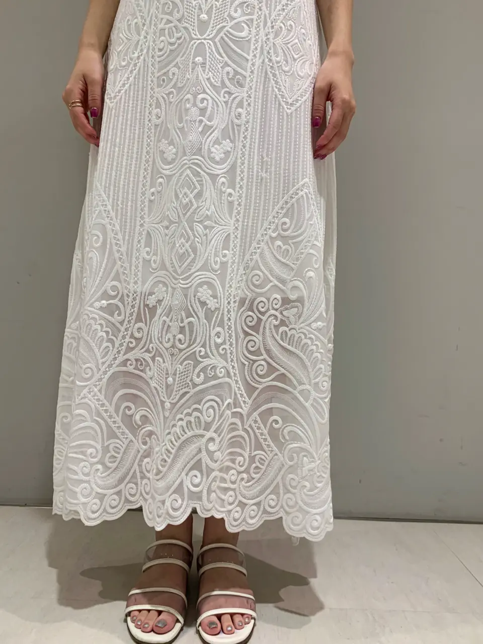 ORIGINATED IN GRACE CONTINENTAL saki コーディネート画像