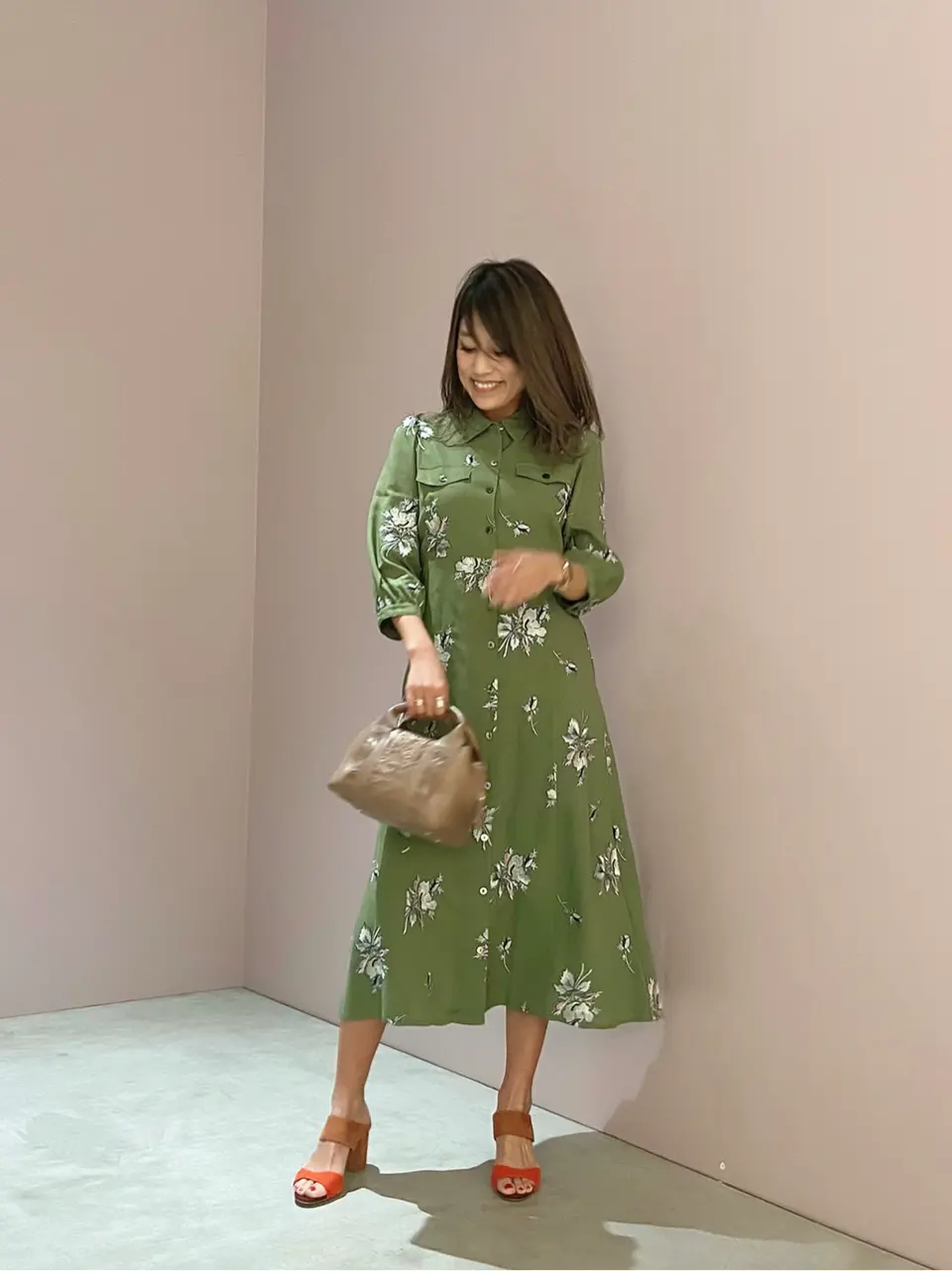 ORIGINATED IN GRACE CONTINENTAL yukimi yonee コーディネート画像