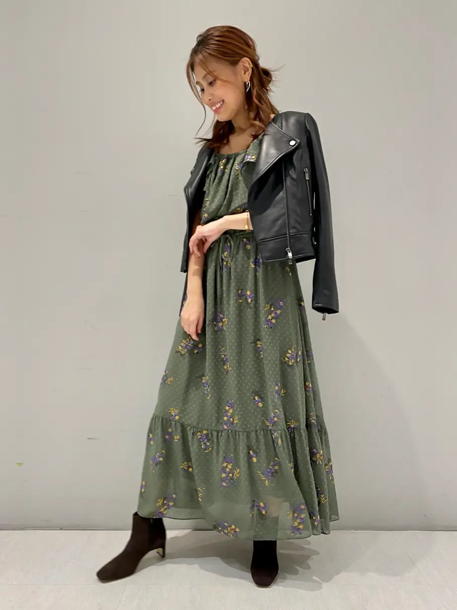 ORIGINATED IN GRACE CONTINENTAL 志田　悠 コーディネート画像