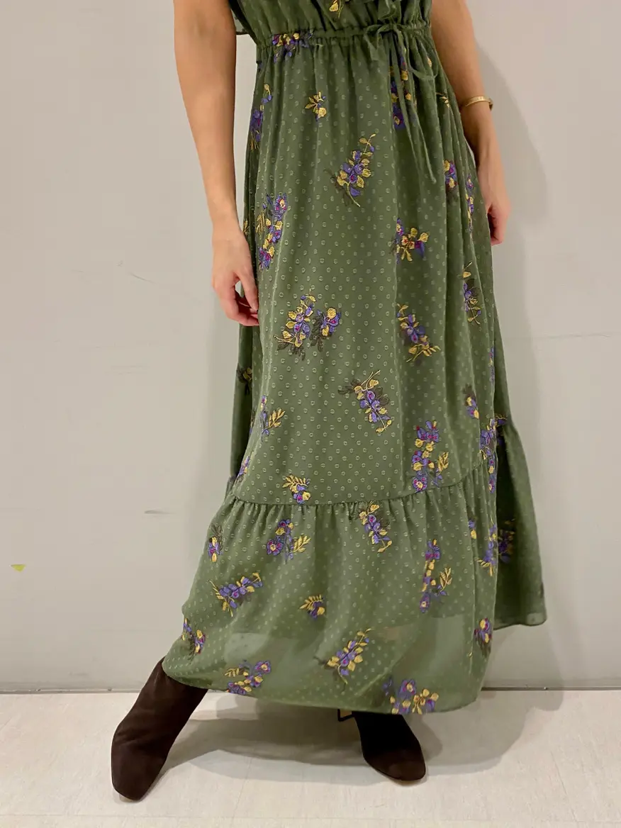 ORIGINATED IN GRACE CONTINENTAL 志田　悠 コーディネート画像