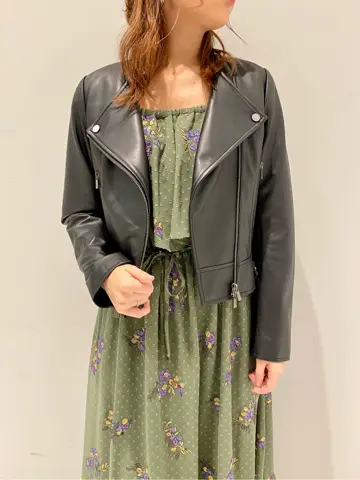 ORIGINATED IN GRACE CONTINENTAL 志田　悠 コーディネート画像