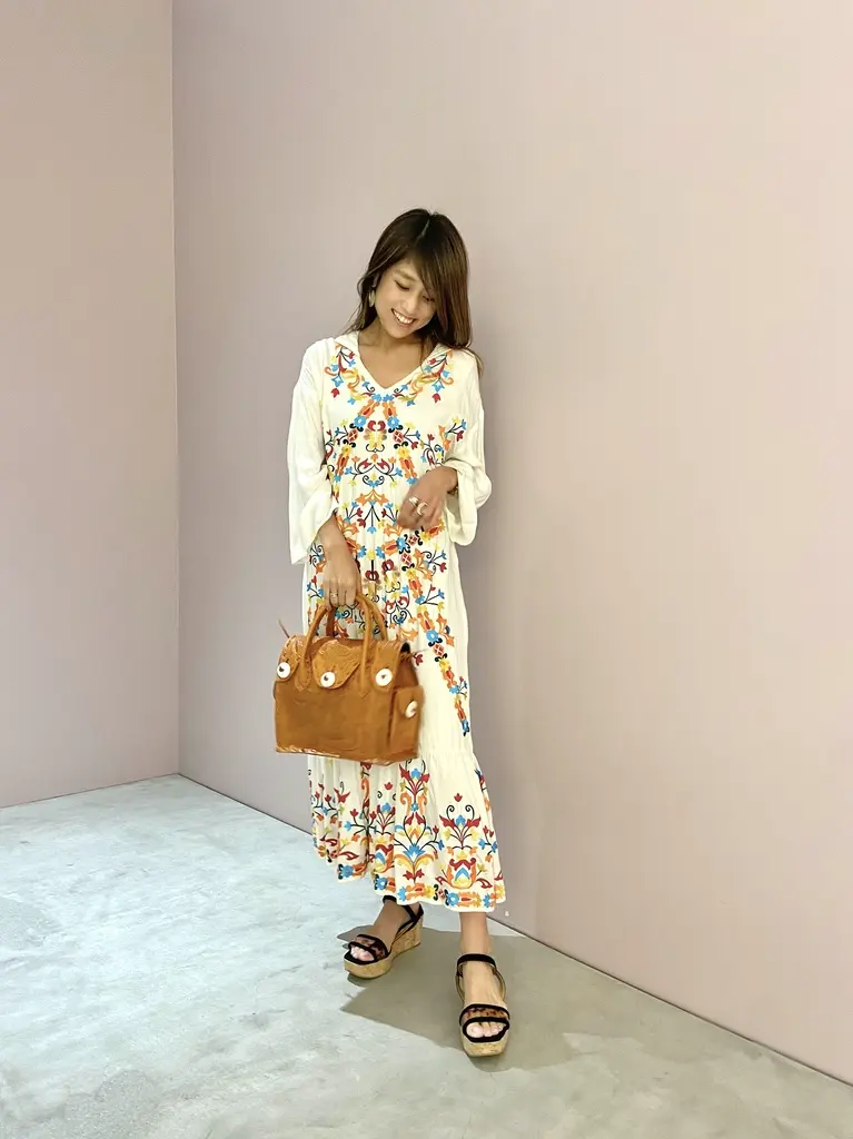 ORIGINATED IN GRACE CONTINENTAL yukimi yonee コーディネート画像