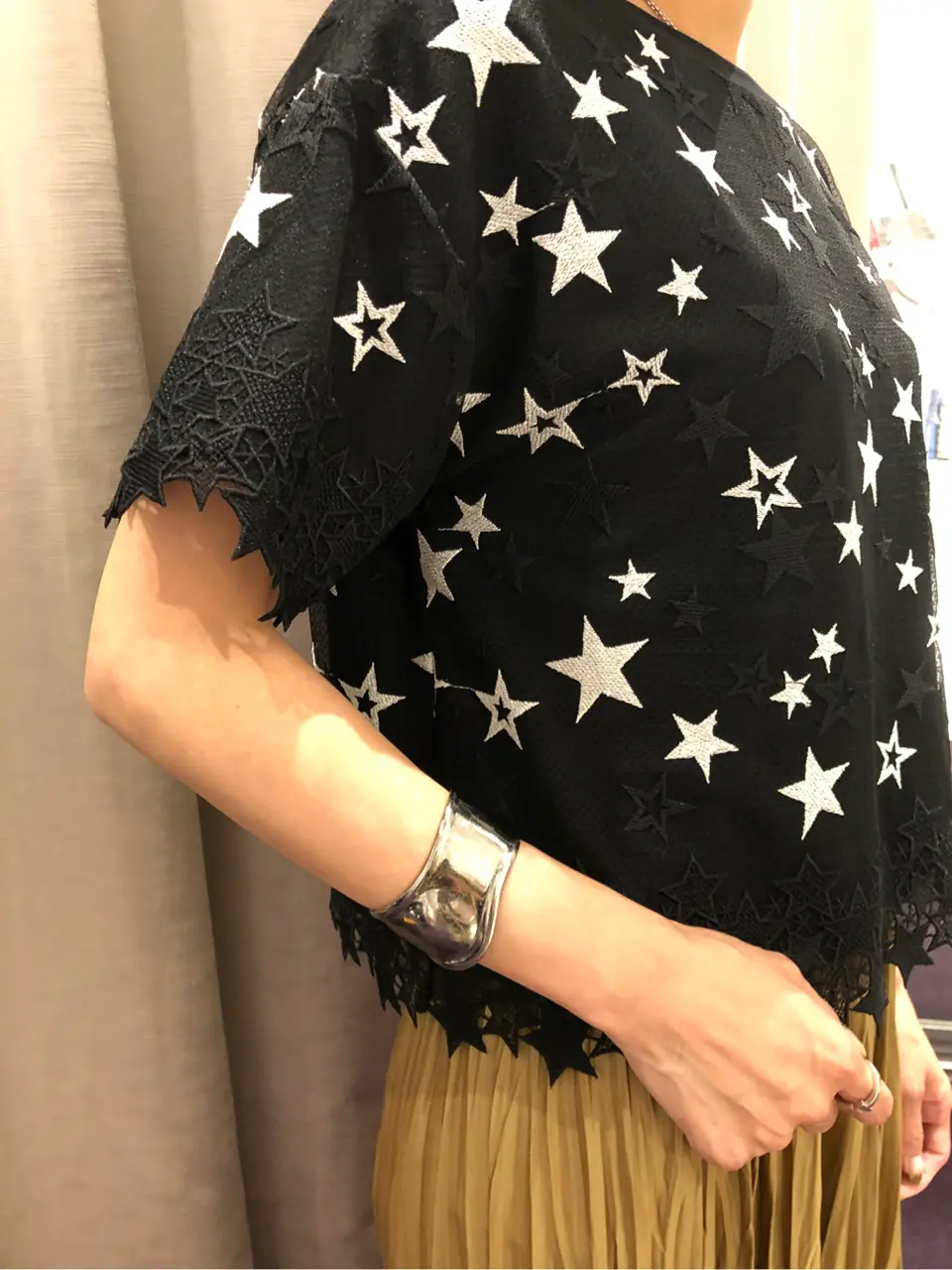 ORIGINATED IN GRACE CONTINENTAL 亀田 未希 コーディネート画像