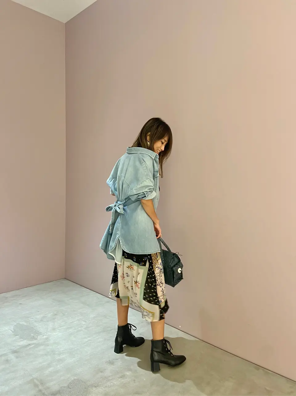 ORIGINATED IN GRACE CONTINENTAL yukimi yonee コーディネート画像