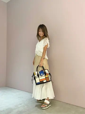 ORIGINATED IN GRACE CONTINENTAL yukimi yonee コーディネート画像