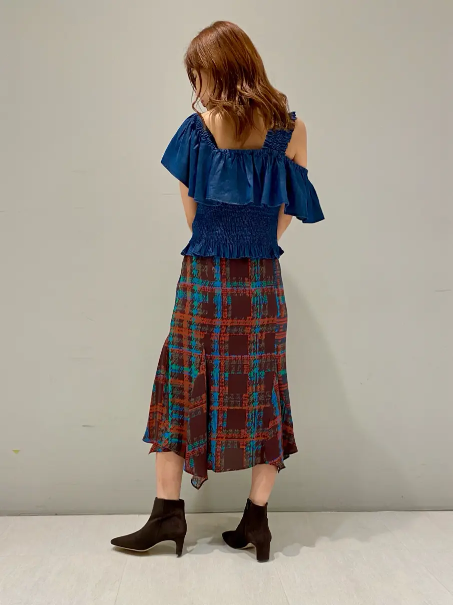 ORIGINATED IN GRACE CONTINENTAL 志田　悠 コーディネート画像