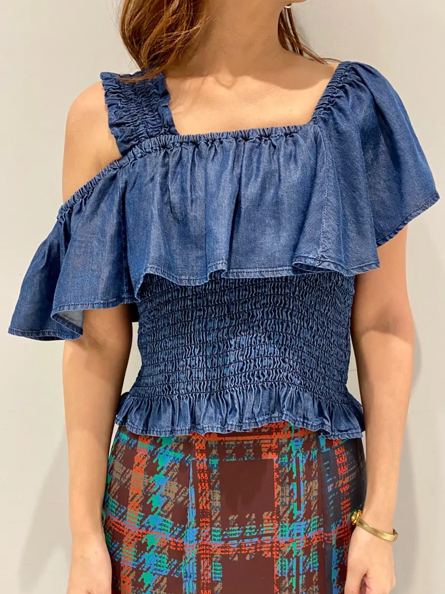 ORIGINATED IN GRACE CONTINENTAL 志田　悠 コーディネート画像