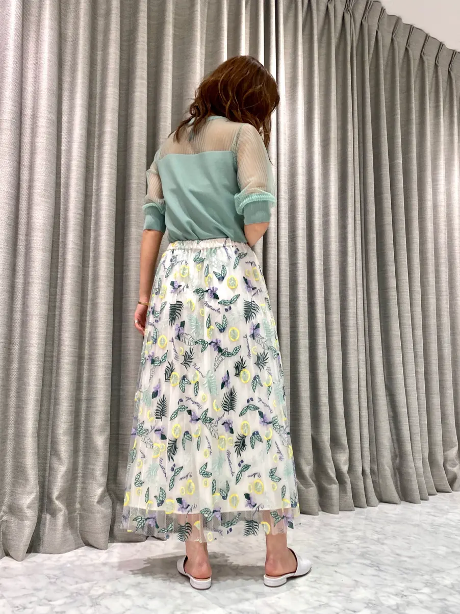 ORIGINATED IN GRACE CONTINENTAL 志田　悠 コーディネート画像