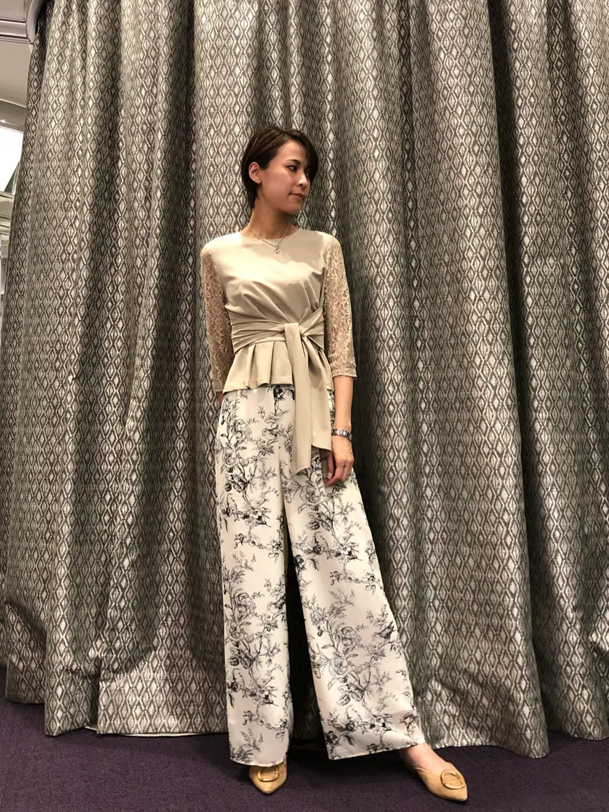 ORIGINATED IN GRACE CONTINENTAL 亀田 未希 コーディネート画像