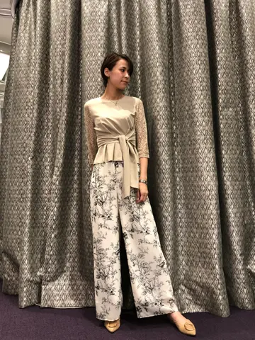 ORIGINATED IN GRACE CONTINENTAL 亀田 未希 コーディネート画像