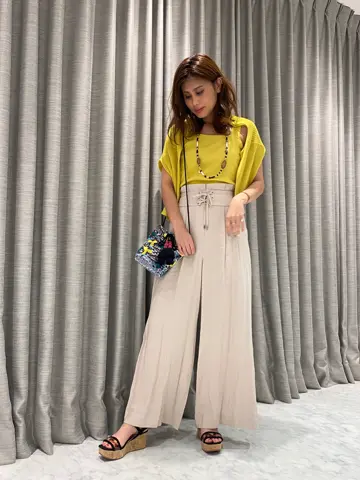 ORIGINATED IN GRACE CONTINENTAL 志田　悠 コーディネート画像