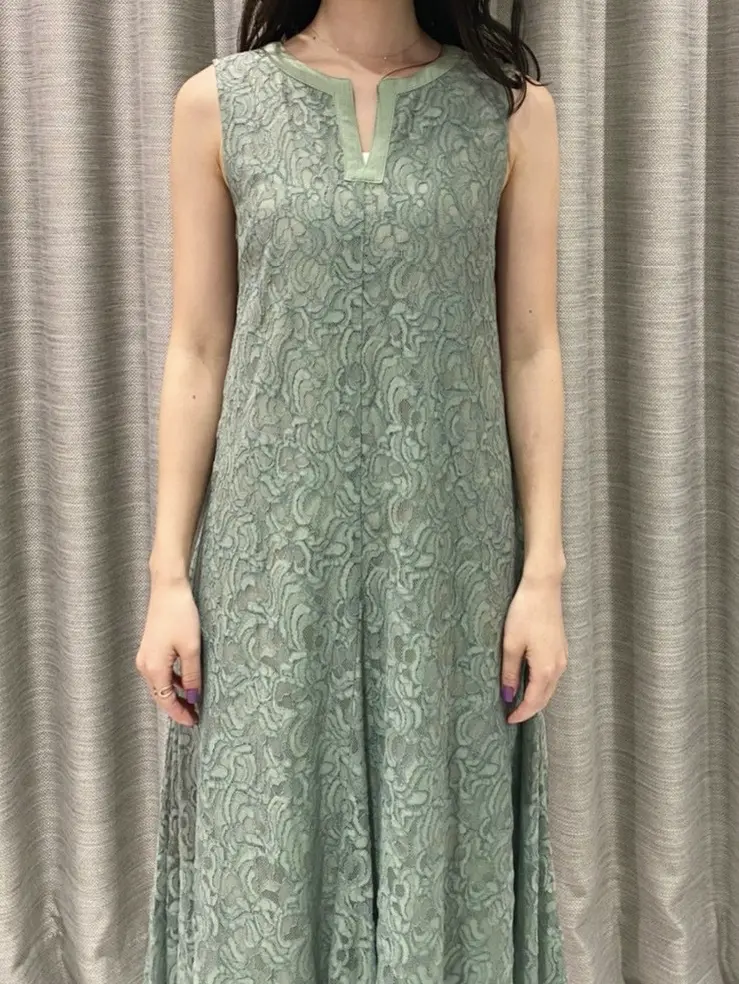 ORIGINATED IN GRACE CONTINENTAL saki コーディネート画像