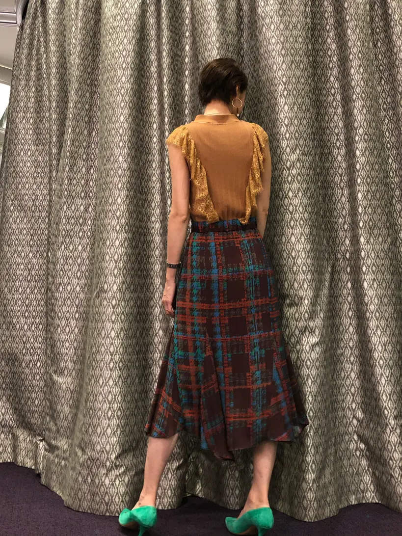 ORIGINATED IN GRACE CONTINENTAL 亀田 未希 コーディネート画像