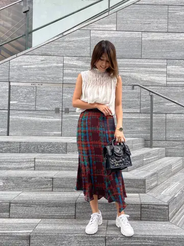 ORIGINATED IN GRACE CONTINENTAL yukimi yonee コーディネート画像