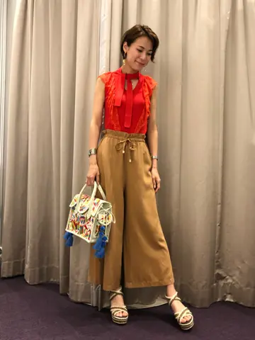 ORIGINATED IN GRACE CONTINENTAL 亀田 未希 コーディネート画像