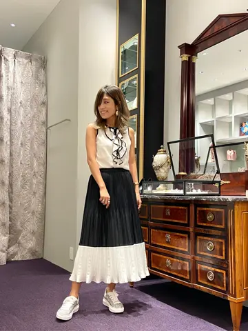 ORIGINATED IN GRACE CONTINENTAL yukimi yonee コーディネート画像