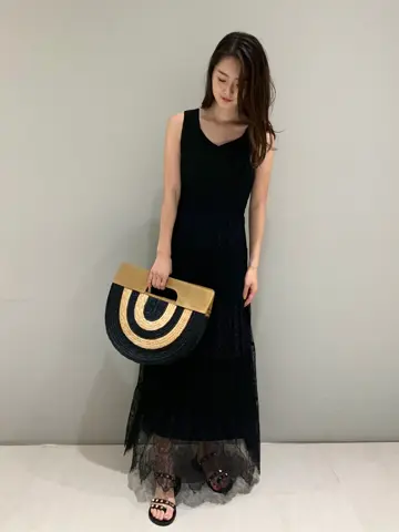 ORIGINATED IN GRACE CONTINENTAL saki コーディネート画像