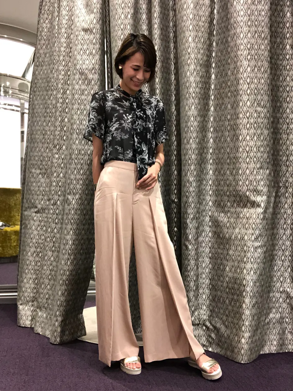 ORIGINATED IN GRACE CONTINENTAL 亀田 未希 コーディネート画像