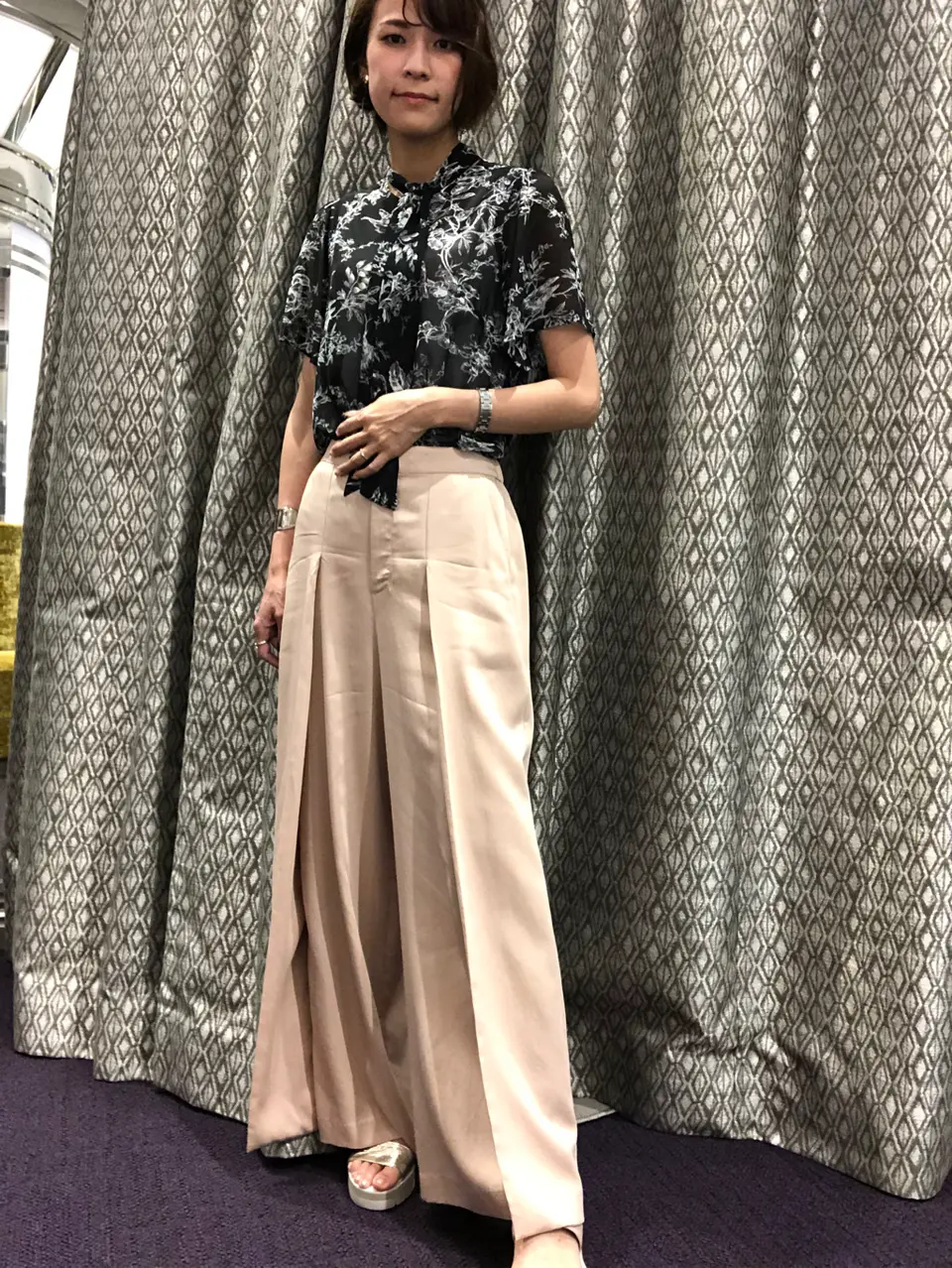 ORIGINATED IN GRACE CONTINENTAL 亀田 未希 コーディネート画像