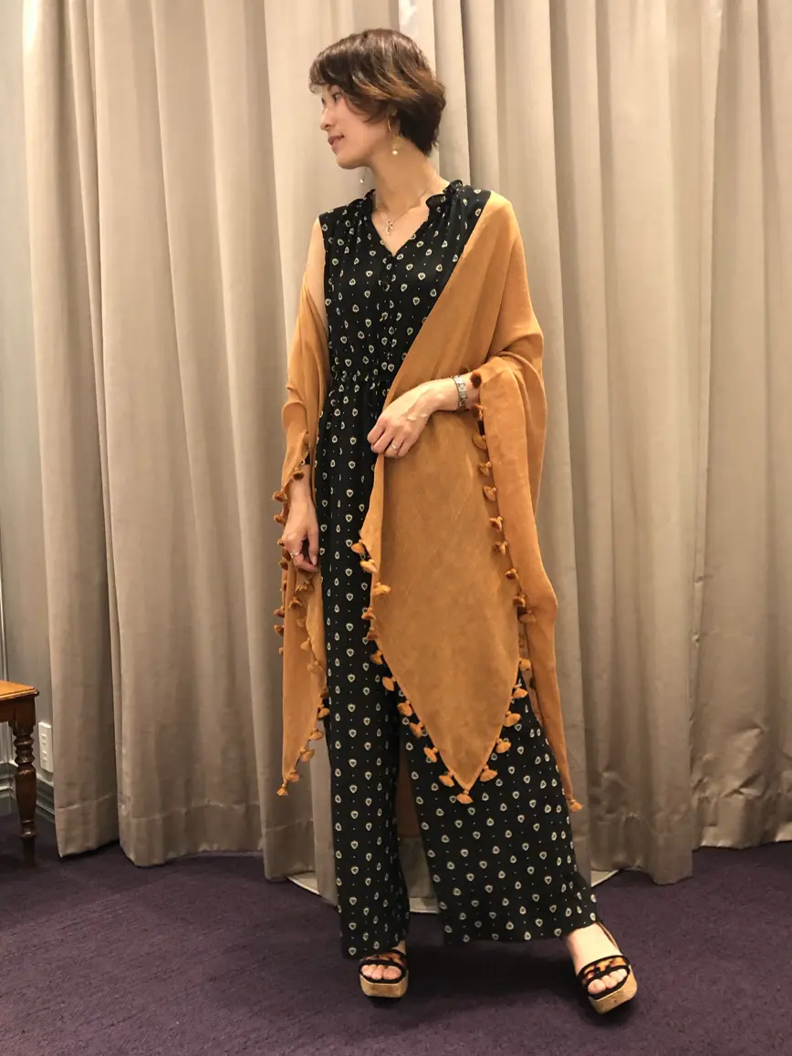 ORIGINATED IN GRACE CONTINENTAL 亀田 未希 コーディネート画像