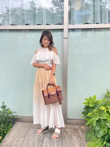 ORIGINATED IN GRACE CONTINENTAL yukimi yonee コーディネート画像