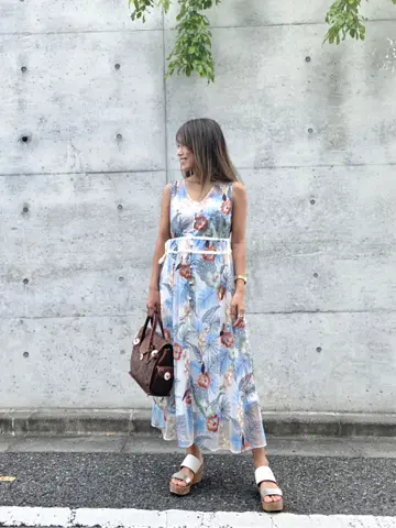 ORIGINATED IN GRACE CONTINENTAL yukimi yonee コーディネート画像