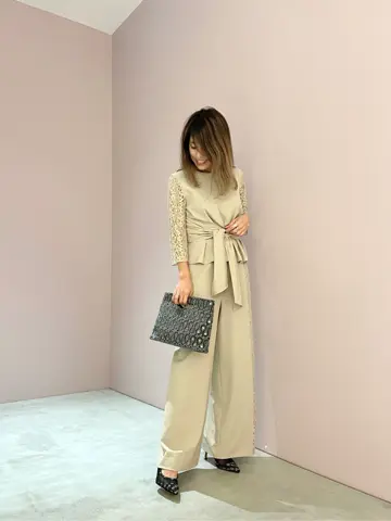 ORIGINATED IN GRACE CONTINENTAL yukimi yonee コーディネート画像