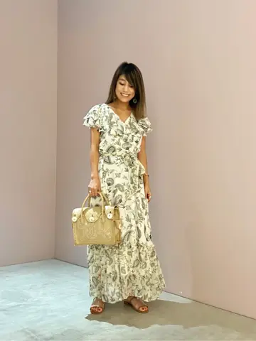 ORIGINATED IN GRACE CONTINENTAL yukimi yonee コーディネート画像