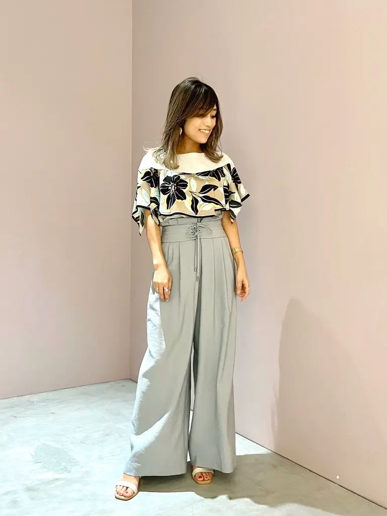 ORIGINATED IN GRACE CONTINENTAL yukimi yonee コーディネート画像