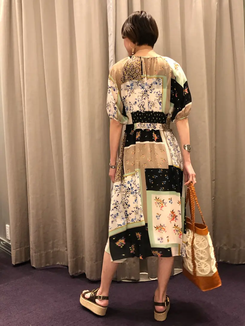 ORIGINATED IN GRACE CONTINENTAL 亀田 未希 コーディネート画像