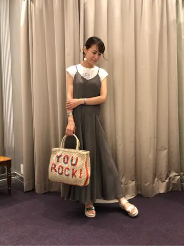 ORIGINATED IN GRACE CONTINENTAL 亀田 未希 コーディネート画像