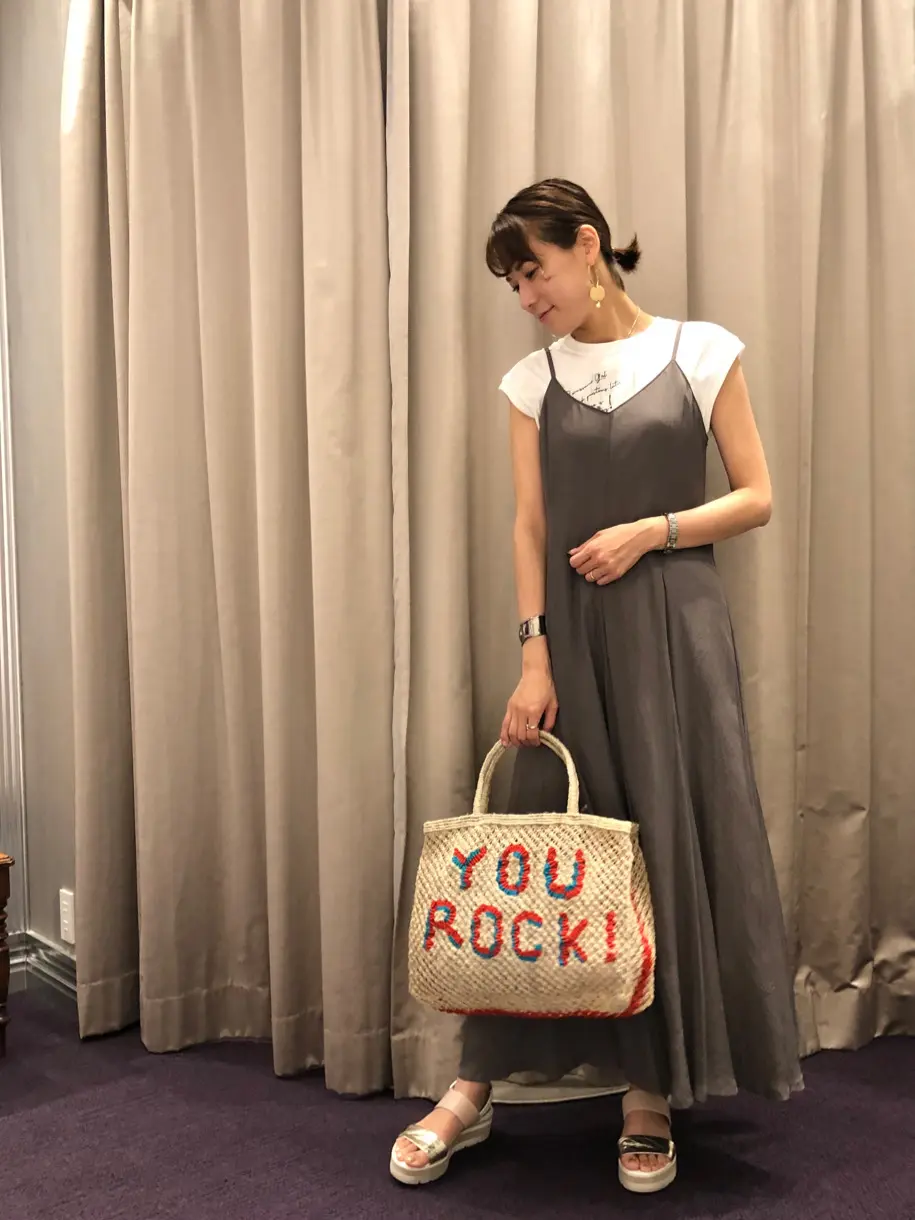 ORIGINATED IN GRACE CONTINENTAL 亀田 未希 コーディネート画像