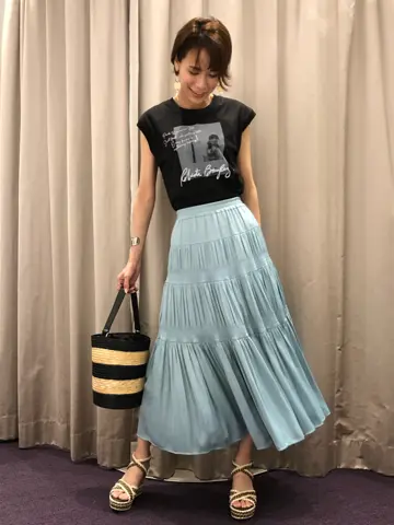 ORIGINATED IN GRACE CONTINENTAL 亀田 未希 コーディネート画像