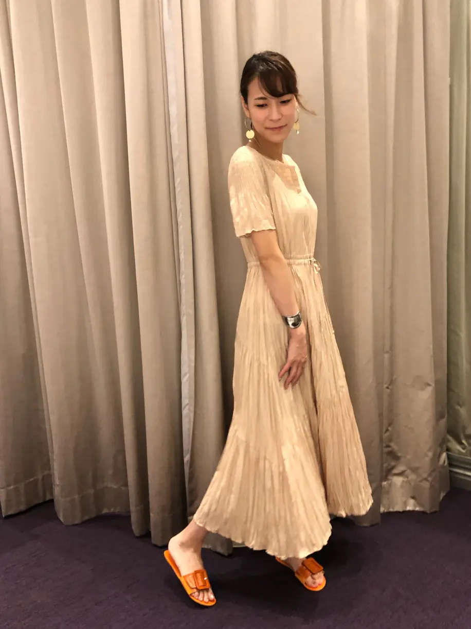 ORIGINATED IN GRACE CONTINENTAL 亀田 未希 コーディネート画像