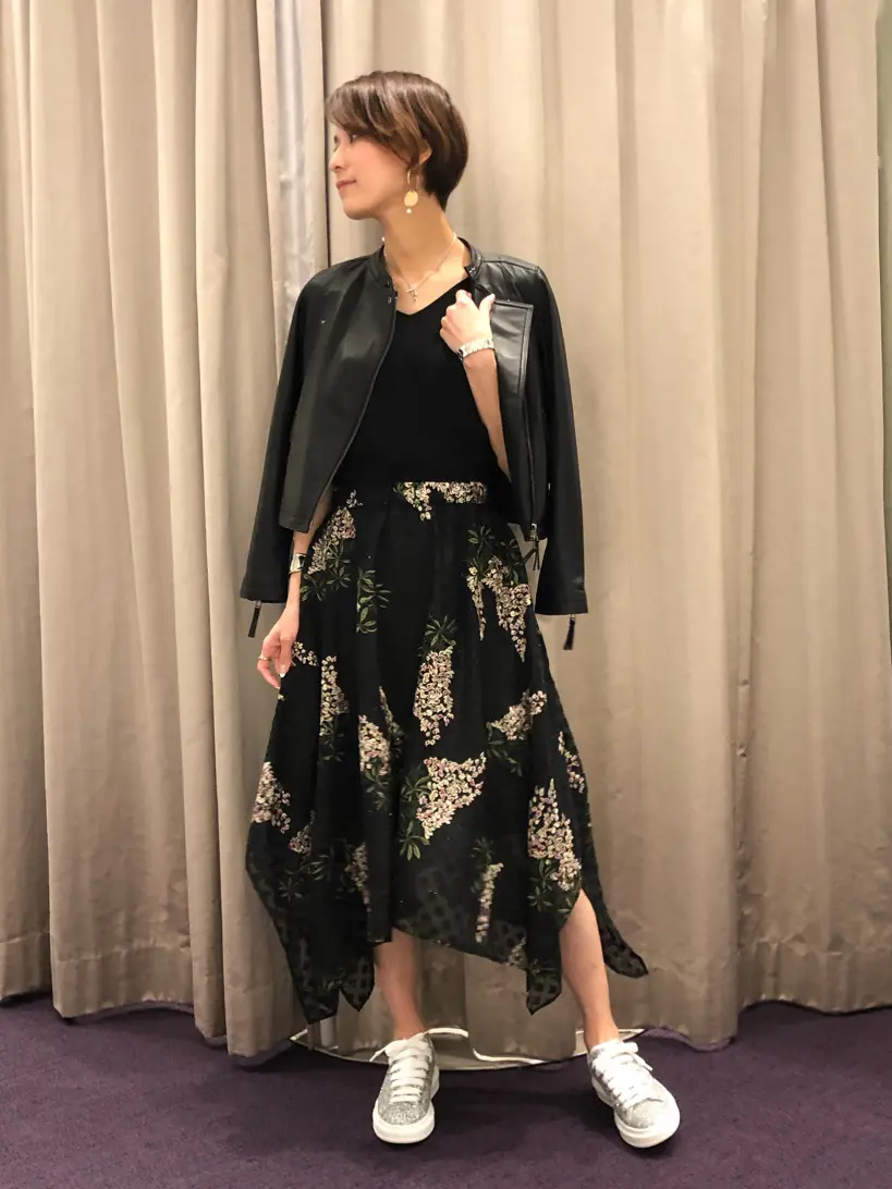 ORIGINATED IN GRACE CONTINENTAL 亀田 未希 コーディネート画像