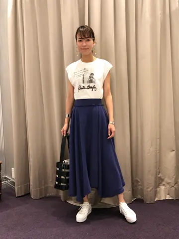 ORIGINATED IN GRACE CONTINENTAL 亀田 未希 コーディネート画像