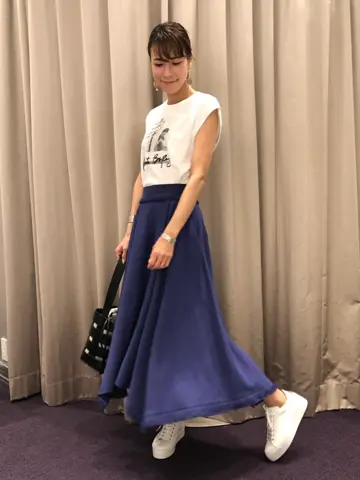 ORIGINATED IN GRACE CONTINENTAL 亀田 未希 コーディネート画像