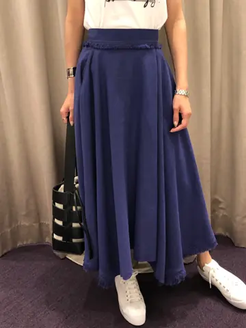 ORIGINATED IN GRACE CONTINENTAL 亀田 未希 コーディネート画像