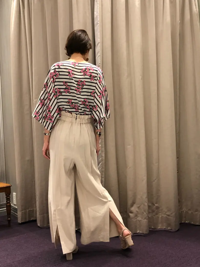 ORIGINATED IN GRACE CONTINENTAL 亀田 未希 コーディネート画像