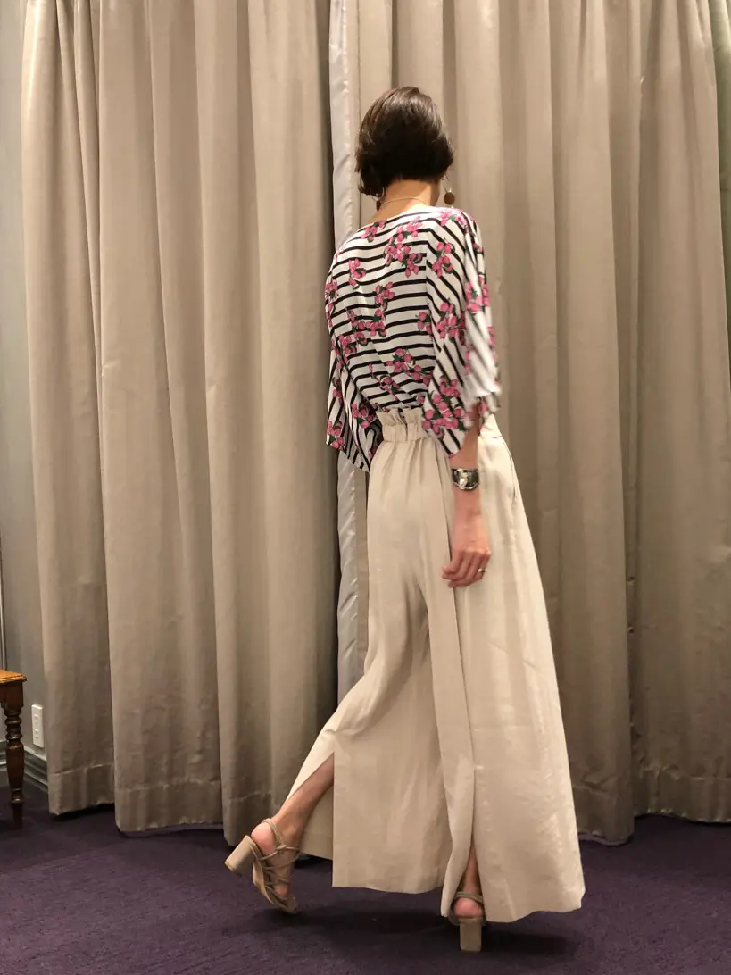 ORIGINATED IN GRACE CONTINENTAL 亀田 未希 コーディネート画像