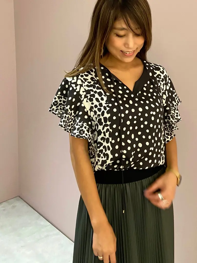 ORIGINATED IN GRACE CONTINENTAL yukimi yonee コーディネート画像