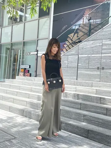 ORIGINATED IN GRACE CONTINENTAL yukimi yonee コーディネート画像