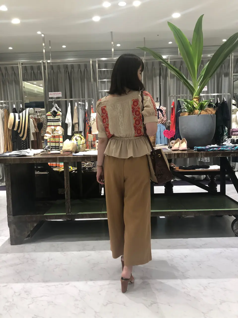 ORIGINATED IN GRACE CONTINENTAL tama コーディネート画像