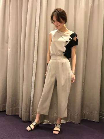 ORIGINATED IN GRACE CONTINENTAL 亀田 未希 コーディネート画像