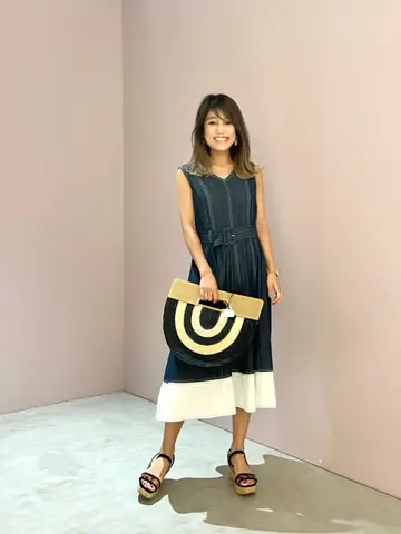 ORIGINATED IN GRACE CONTINENTAL yukimi yonee コーディネート画像