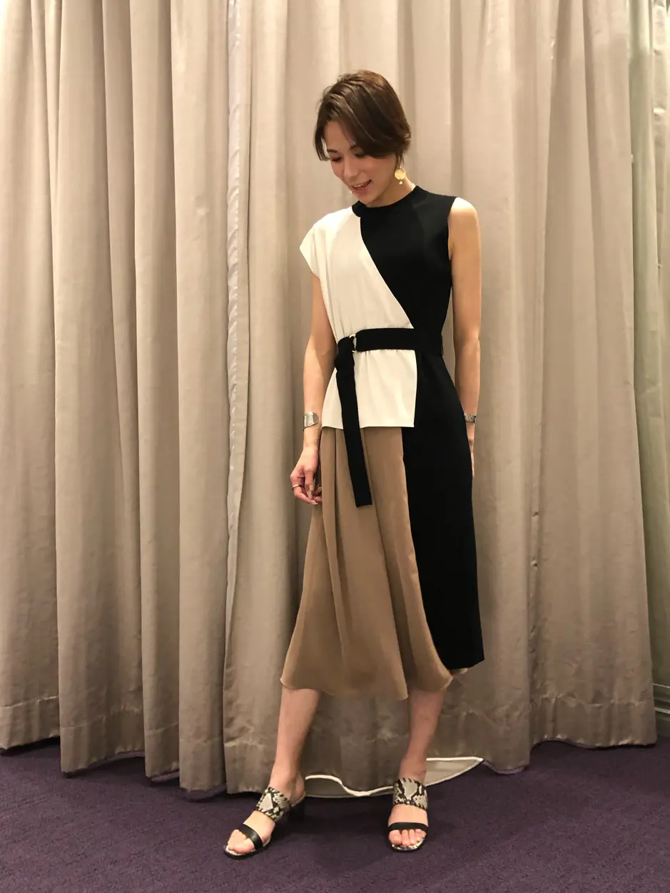 ORIGINATED IN GRACE CONTINENTAL 亀田 未希 コーディネート画像